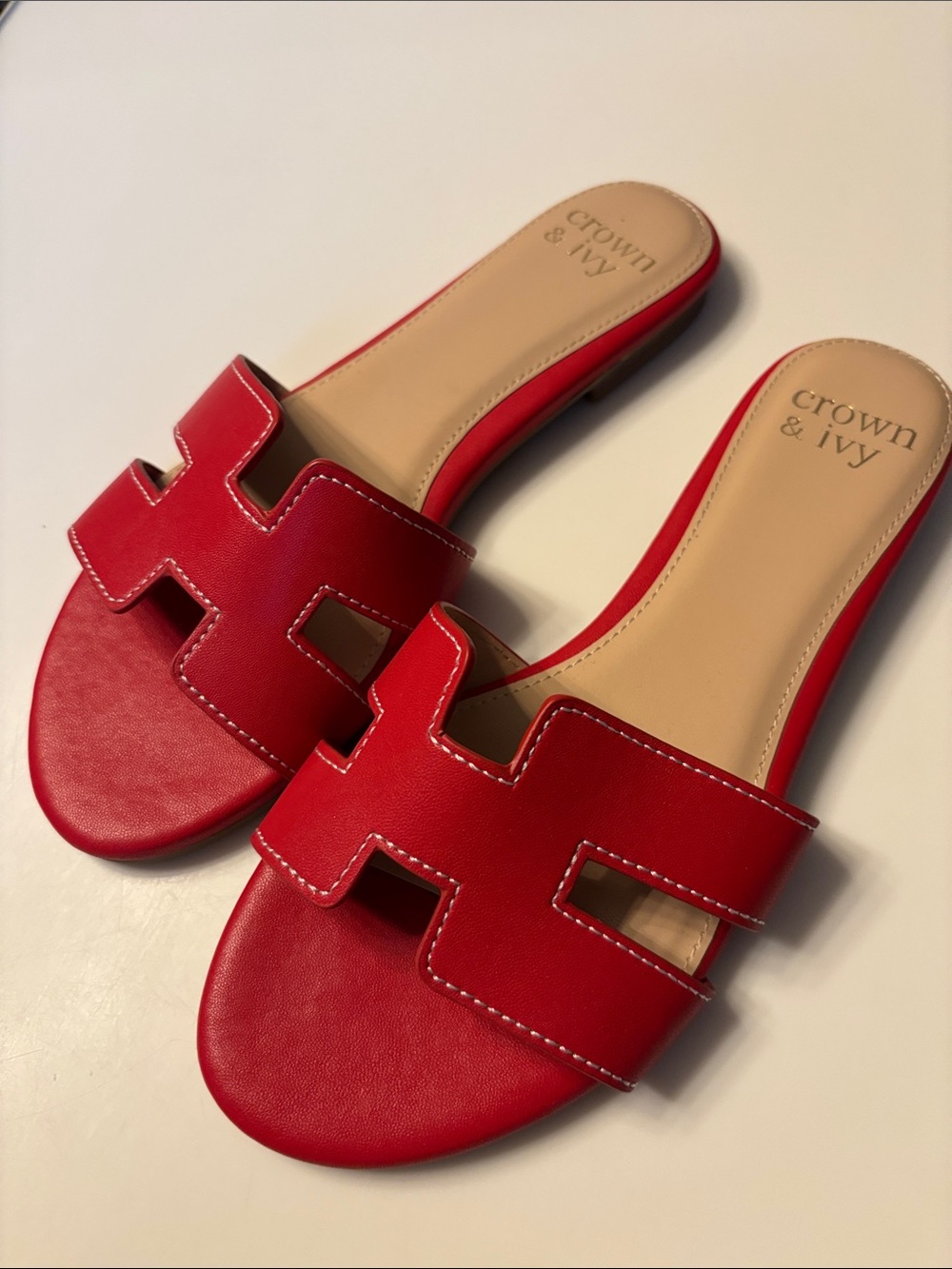 crown & ivy Red Cutout Slide Sandals size 7.5